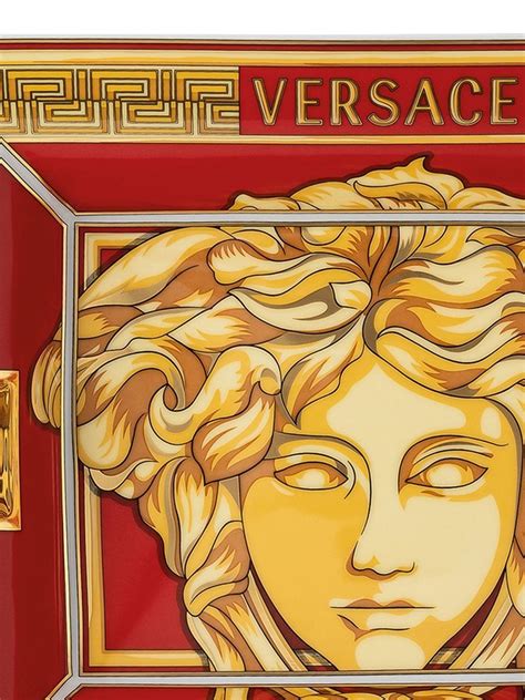 versace old school medusa|Versace la medusa book.